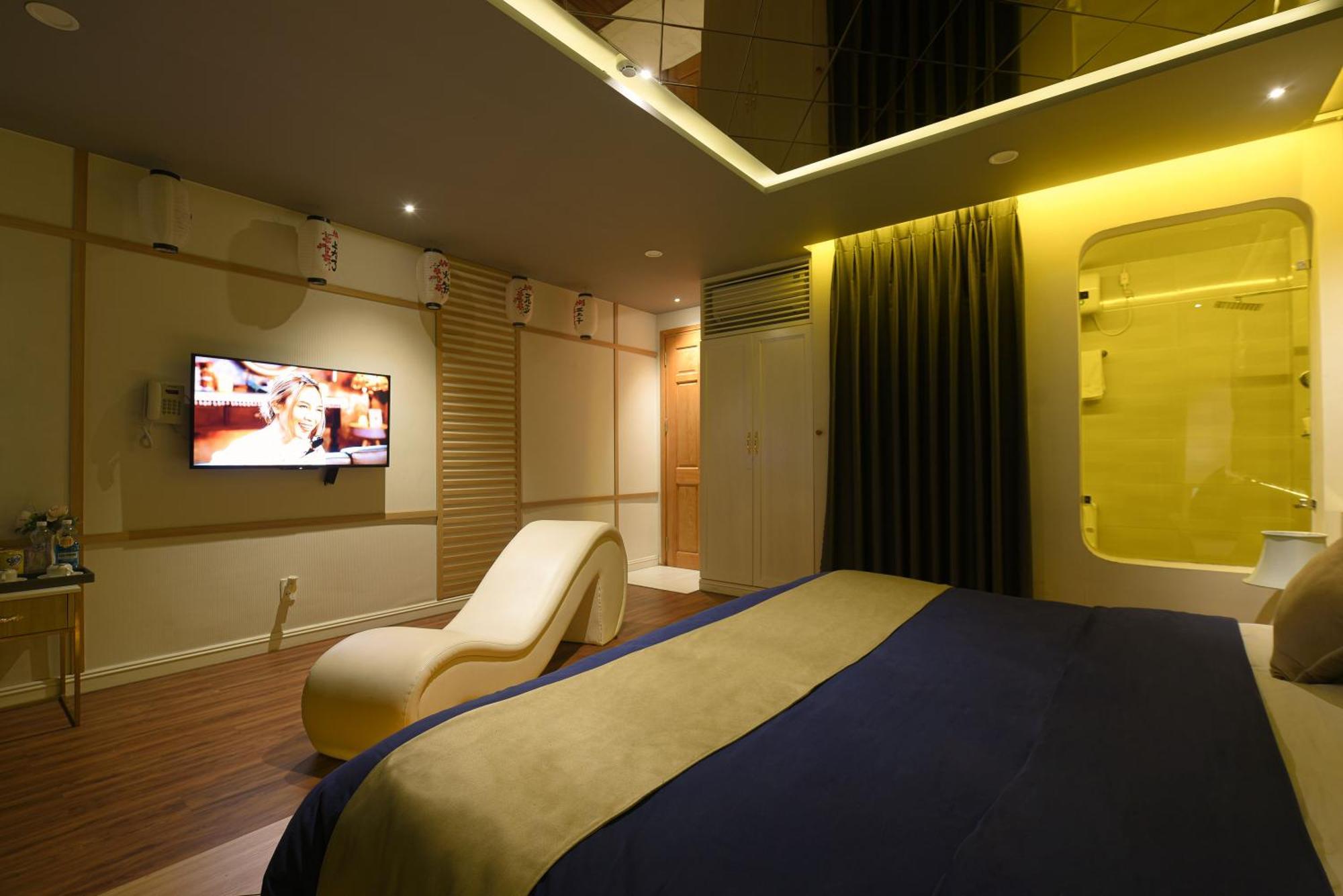 Chiic House 1 - Khach San Tinh Yeu Hotel ดานัง ภายนอก รูปภาพ